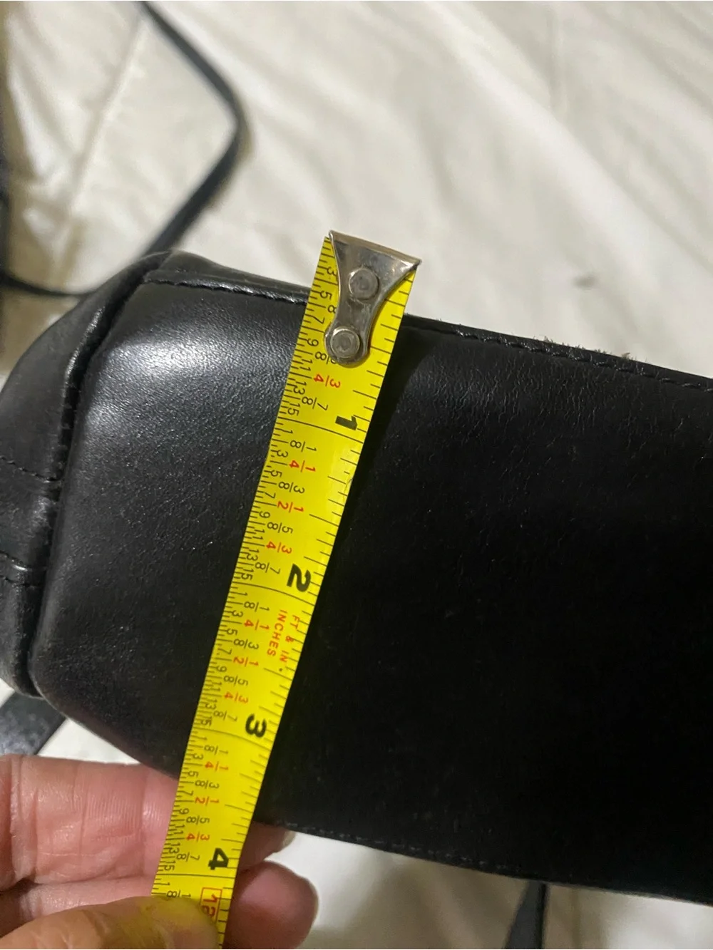 Wilsons Leather compact black